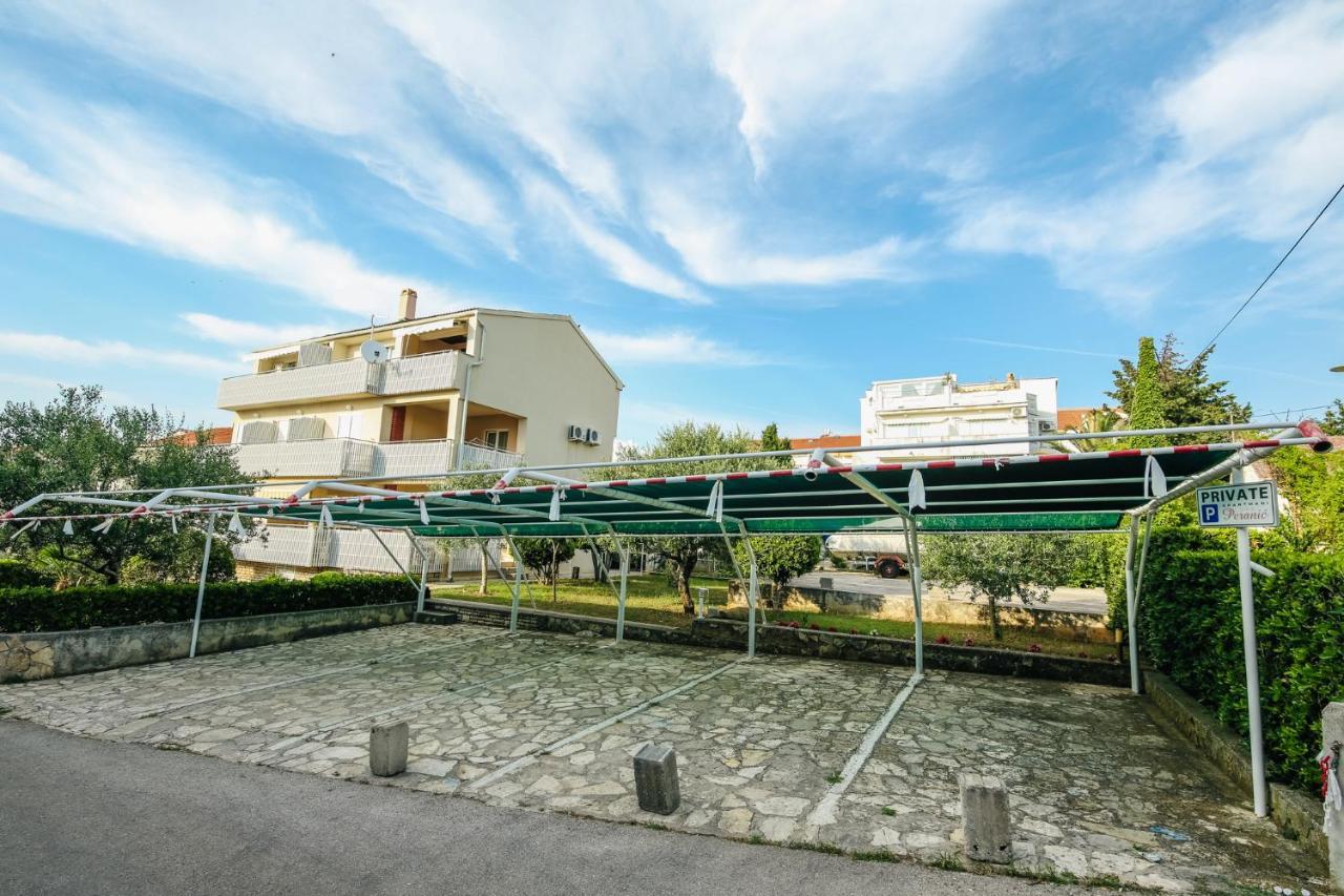 Apartments & Rooms Peranic Новаля Екстериор снимка