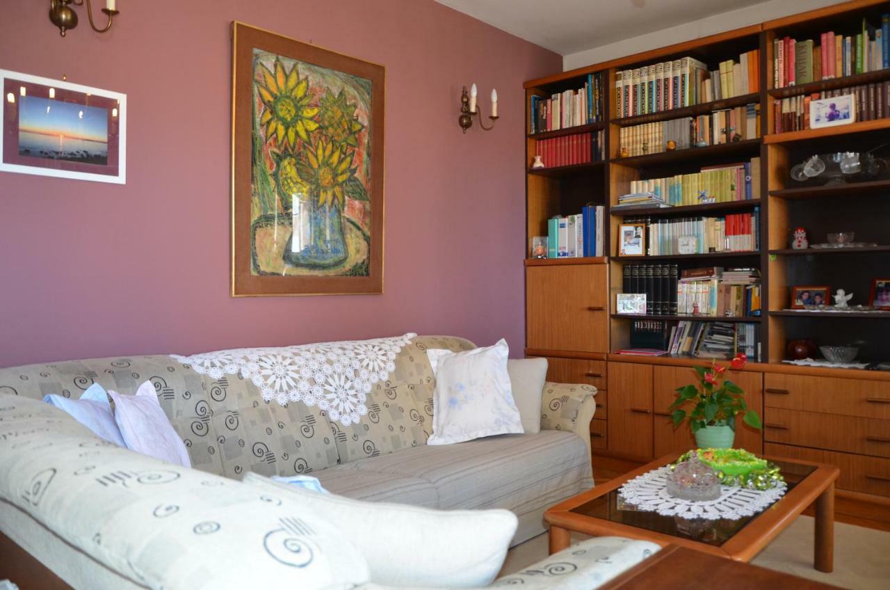 Apartments & Rooms Peranic Новаля Екстериор снимка