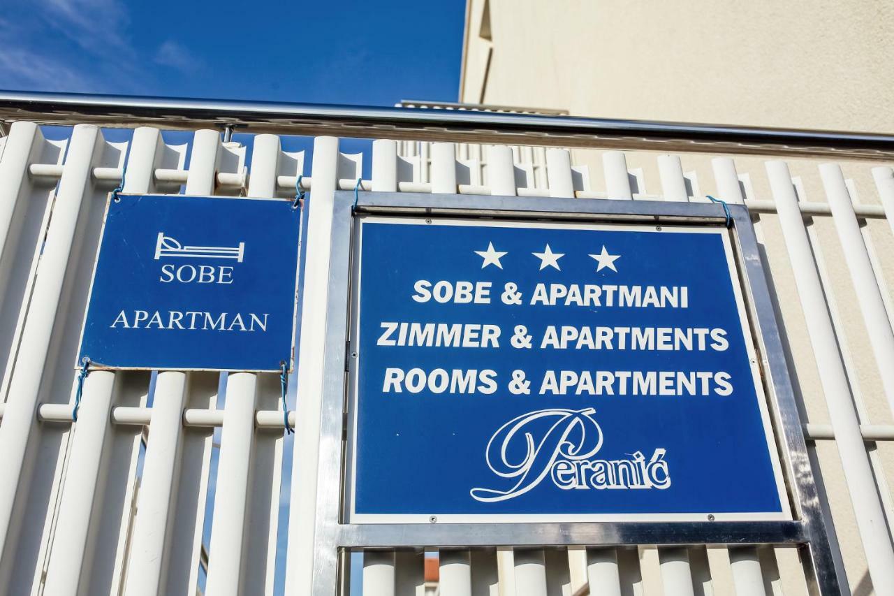 Apartments & Rooms Peranic Новаля Екстериор снимка