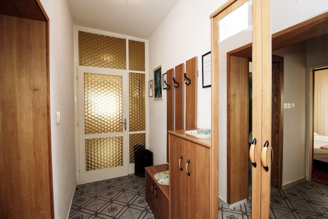 Apartments & Rooms Peranic Новаля Екстериор снимка