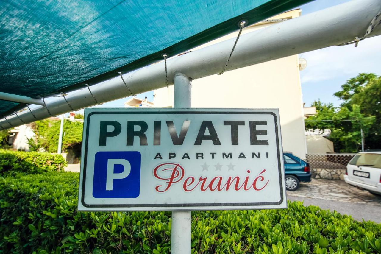Apartments & Rooms Peranic Новаля Екстериор снимка
